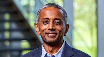 Santhana Naidu